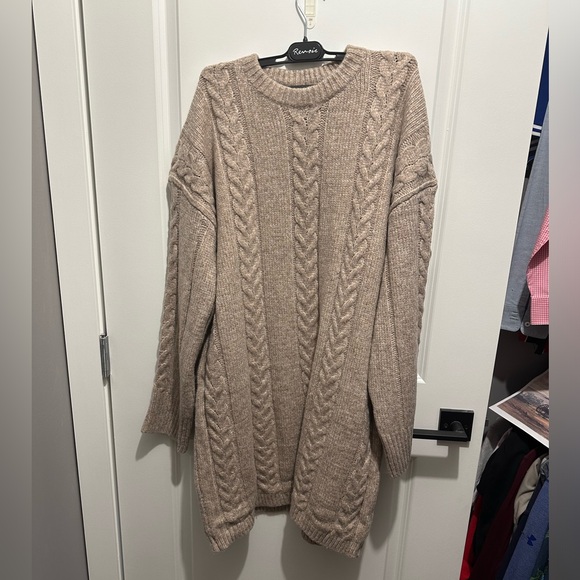 ASOS crew neck cable knit mini dress in taupe - L - (US12/14) FREE SHIPPING - Picture 2 of 5
